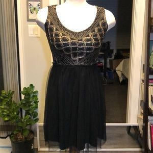 Bebop gold & black dress
